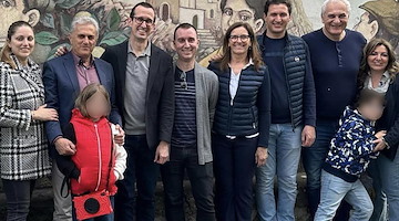 Costiera Amalfitana, il diplomatico Rodney Hunter in visita tra coltivazioni eroiche ed esperienze gourmet