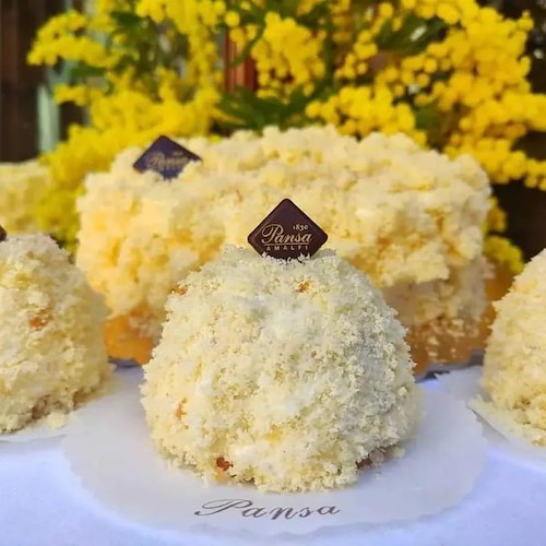 8 marzo in Costiera Amalfitana per Stash, tappa alla Pasticceria Pansa per una ricarica di dolcezza /foto