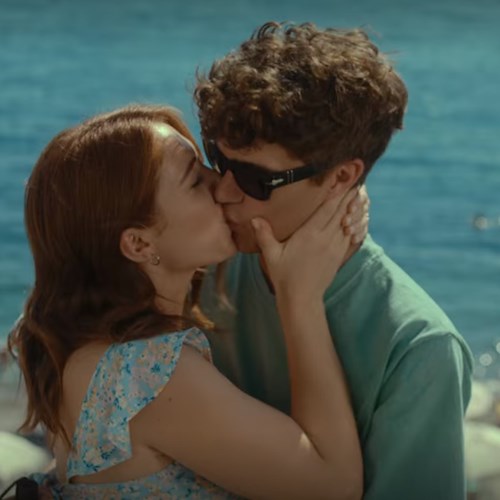 A luglio l'uscita di "Sotto la luna di Amalfi", pellicola Netflix girata in Costiera Amalfitana / FOTO-VIDEO