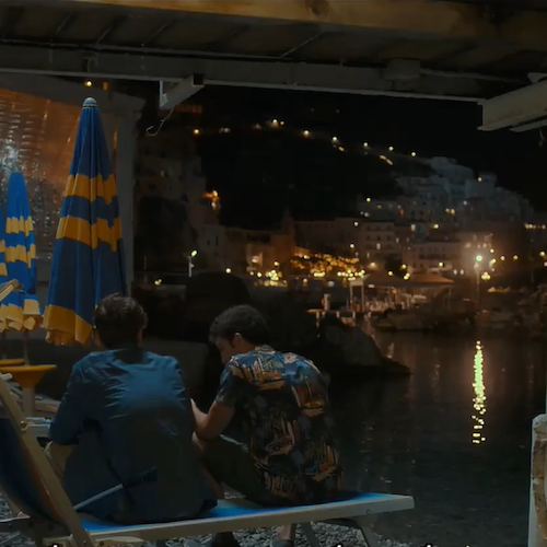 A luglio l'uscita di "Sotto la luna di Amalfi", pellicola Netflix girata in Costiera Amalfitana / FOTO-VIDEO