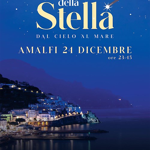 Ad Amalfi la stella cometa illuminata di bengala calerà sul mare la notte della Vigilia di Natale