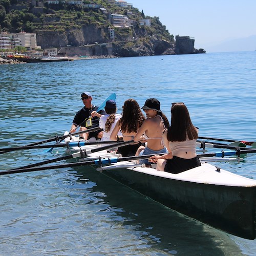 All'ASD Canottieri Partenio approccio al canottaggio con alunni di Maiori, Amalfi, Avellino e Salerno 