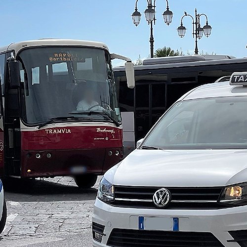Amalfi, approvato il nuovo Piano Taxi. Introdotti centralino virtuale e App dedicata