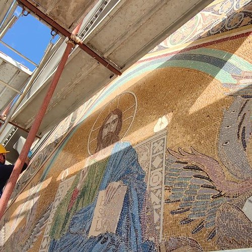 Amalfi, dopo il restauro il mosaico del Duomo ritrova l'antico splendore /FOTO