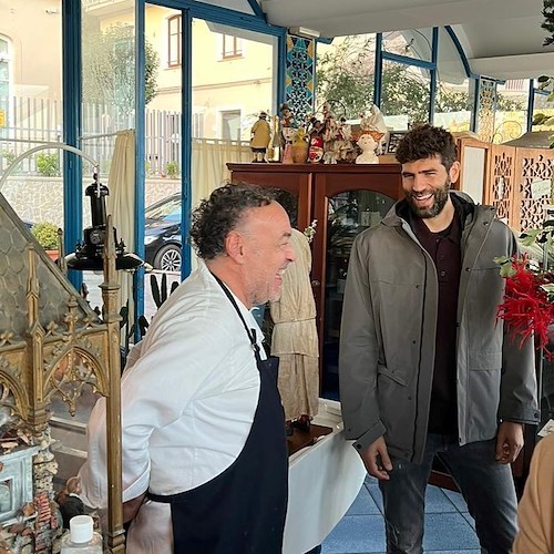Amalfi, tappa al Lido Azzurro per Federico Fazio prima della ripresa del Campionato