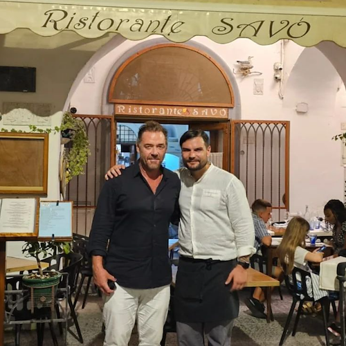 Compleanno in Costa d’Amalfi per Marton Csokas, l’attore de “Il Signore degli Anelli”