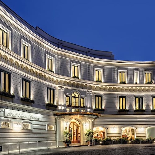 Due eccellenze di Positano nella classifica dei migliori hotel secondo Travel + Leisure: sono il "San Pietro" e "Le Sirenuse"