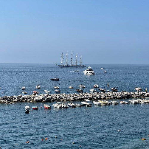 Due grandi ritorni in Costa d'Amalfi: riecco il veliero "Royal Clipper" e il "Christina O", yacht che fu di Onassis 