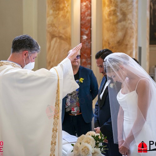 Fiori d'Arancio in Costiera Amalfitana per Antonio Matarazzo e la sua amata Karyna Bondar