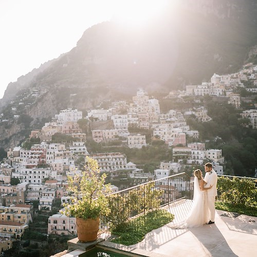 Floragarden Positano protagonista sul numero di agosto di Weddings & Honeymoons