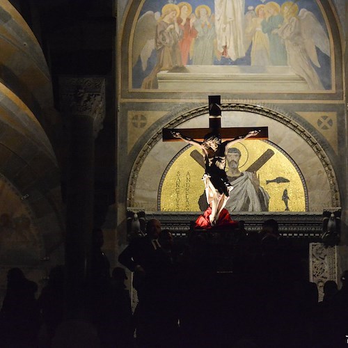 I riti della Settimana Santa ad Amalfi con i battenti e la processione del Cristo Morto /PROGRAMMA