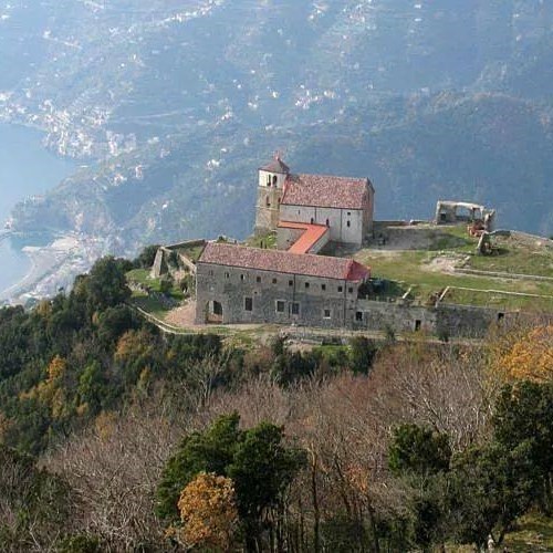I Sentieri solitari di Tramonti, Polmone Verde della Costa d’Amalfi