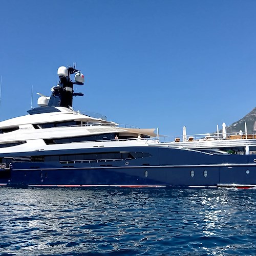 In Costiera Amalfitana ecco "Tranquility", mega yacht da 91 metri [FOTO]
