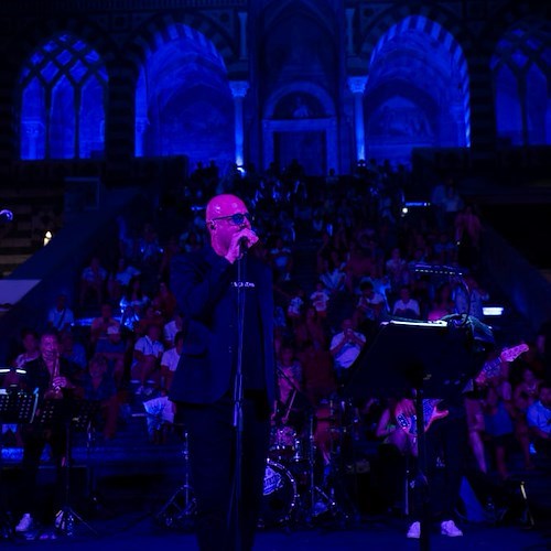 Kid Creole & The Coconuts incantano Amalfi: apertura Strepitosa per 'Amalfi in Jazz' 2023