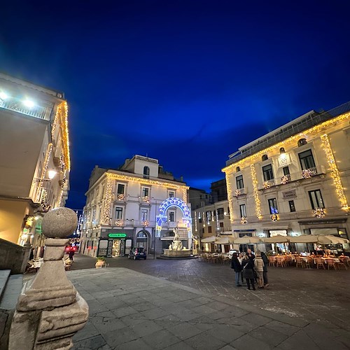 L’incanto del Natale illumina Amalfi: ecco il programma di eventi 