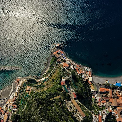 La Costa d'Amalfi rispetta il decreto e resta a casa a pasquetta, le foto di “Giassi”