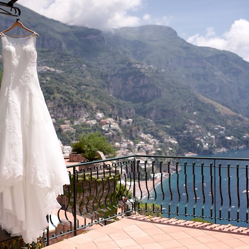 La Costa d’Amalfi tra i 5 luoghi per matrimoni da sogno secondo “Elle” 