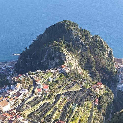 La nobiltà scalese in Costa d’Amalfi: origine, ascesa politica ed economica