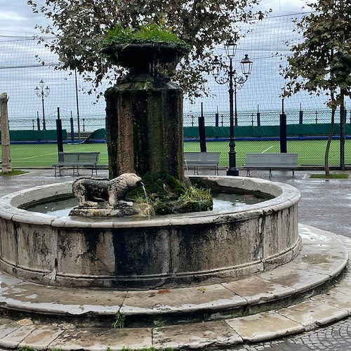 Minori, a breve il restauro e lo spostamento della “Fontana dei Leoni” all’originaria collocazione