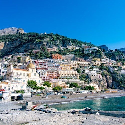 “Posa Posa”, a Positano il nuovo spettacolo teatrale sulle origini della Città Verticale