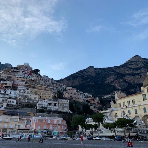 Positano è la capitale estiva degli influencer: l'hashtag #Positano supera i 2,5milioni di post 