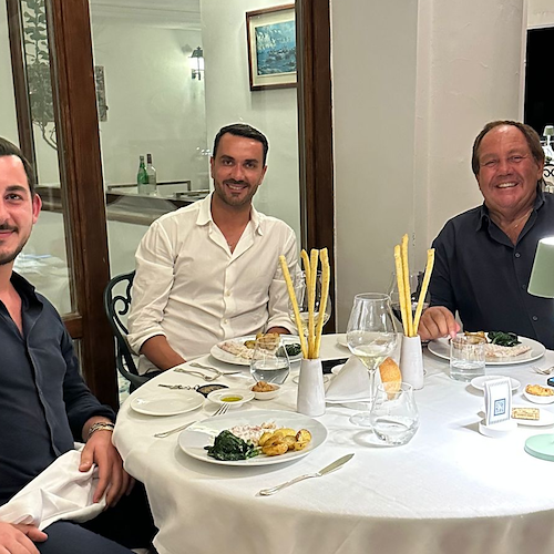 Raffaele Palladino si rilassa in Costa d'Amalfi: l'allenatore del Monza ospite al Grand Hotel Tritone
