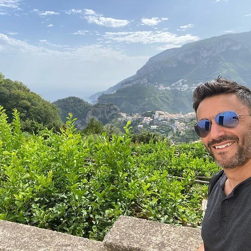 Relax in Costa d'Amalfi per Jason Cerbone, attore de "I Soprano" e "CSI: Miami" / FOTO 