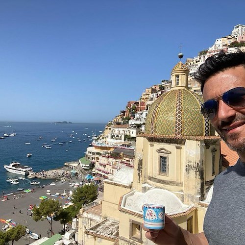 Relax in Costa d'Amalfi per Jason Cerbone, attore de "I Soprano" e "CSI: Miami" / FOTO 
