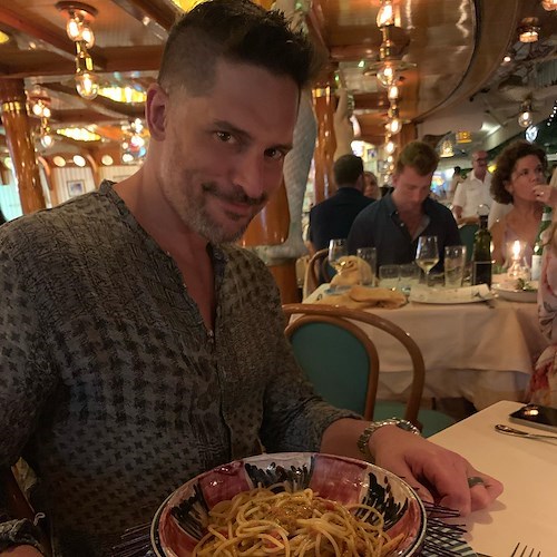 Relax in Costa d'Amalfi per Sofía Vergara e Joe Manganiello, star di "Modern Family" e "Spider-Man"