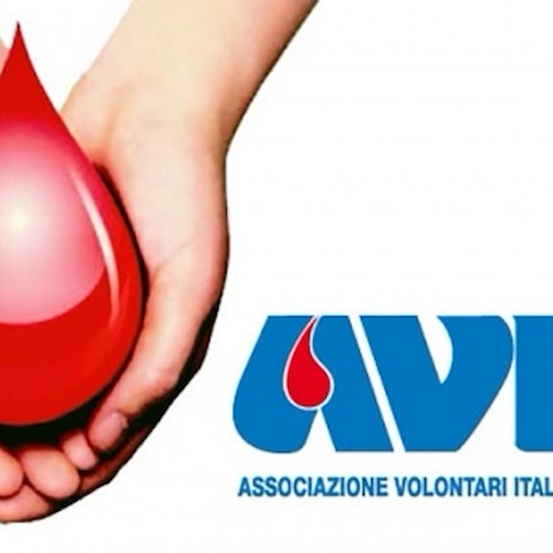Sabato ad Amalfi raccolta sangue AVIS in piazza Municipio