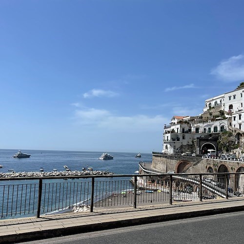 Tre yacht di lusso al largo di Amalfi, ecco quali sono / FOTO 