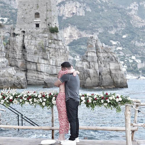 "Will you marry me", John sceglie Positano per dichiararsi alla sua Amanda /FOTO Pino Falcone